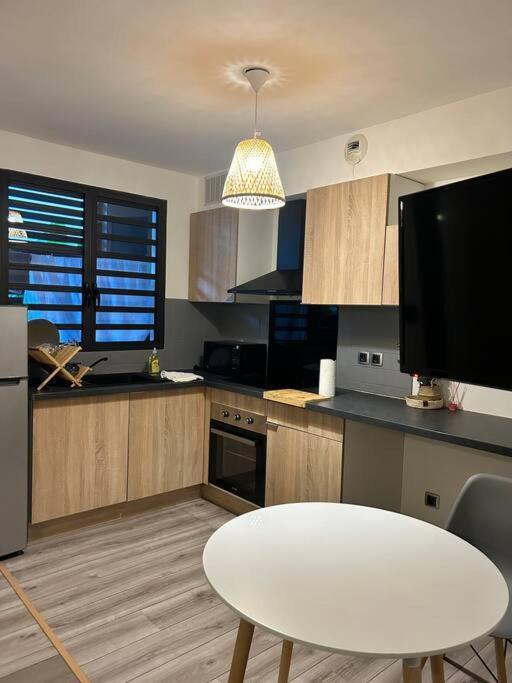 Studio Le Zephyr Ste Clotilde Saint-Denis Exterior foto